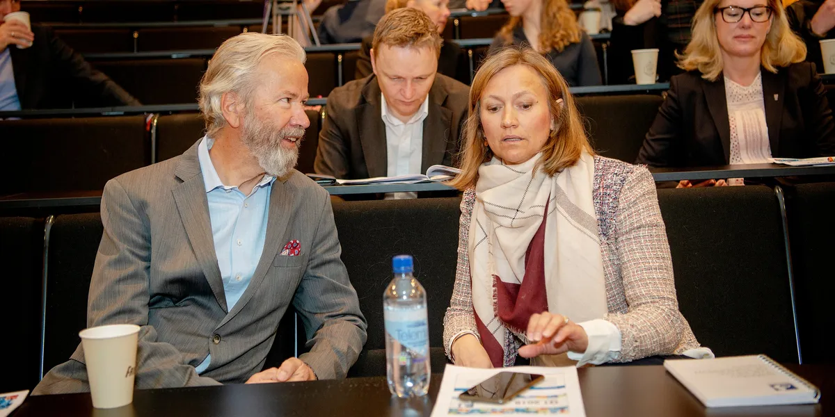 Schibsted Media-sjefen forsvarer oppkjøp midt i store kostnadskutt: – Vi kan ikke finansiere driften med sparepenger