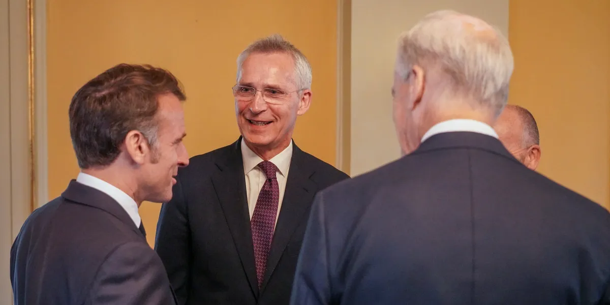Dette ville Macron ha fra Tangen og Stoltenberg