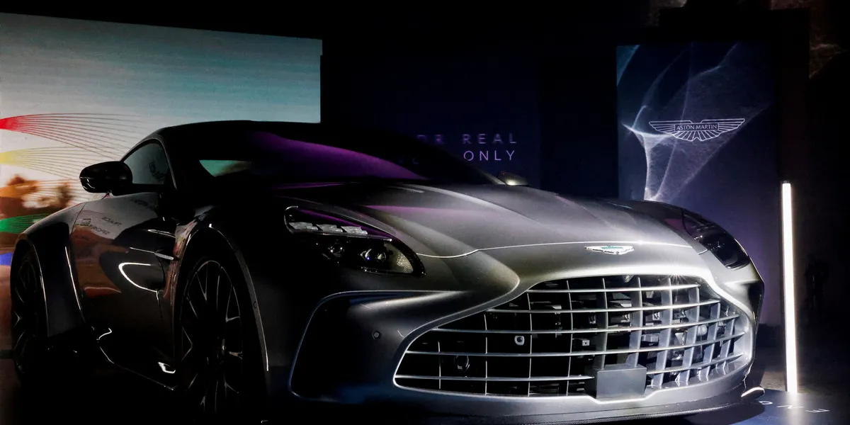 Aston Martin-aksjen stuper etter resultatvarsel