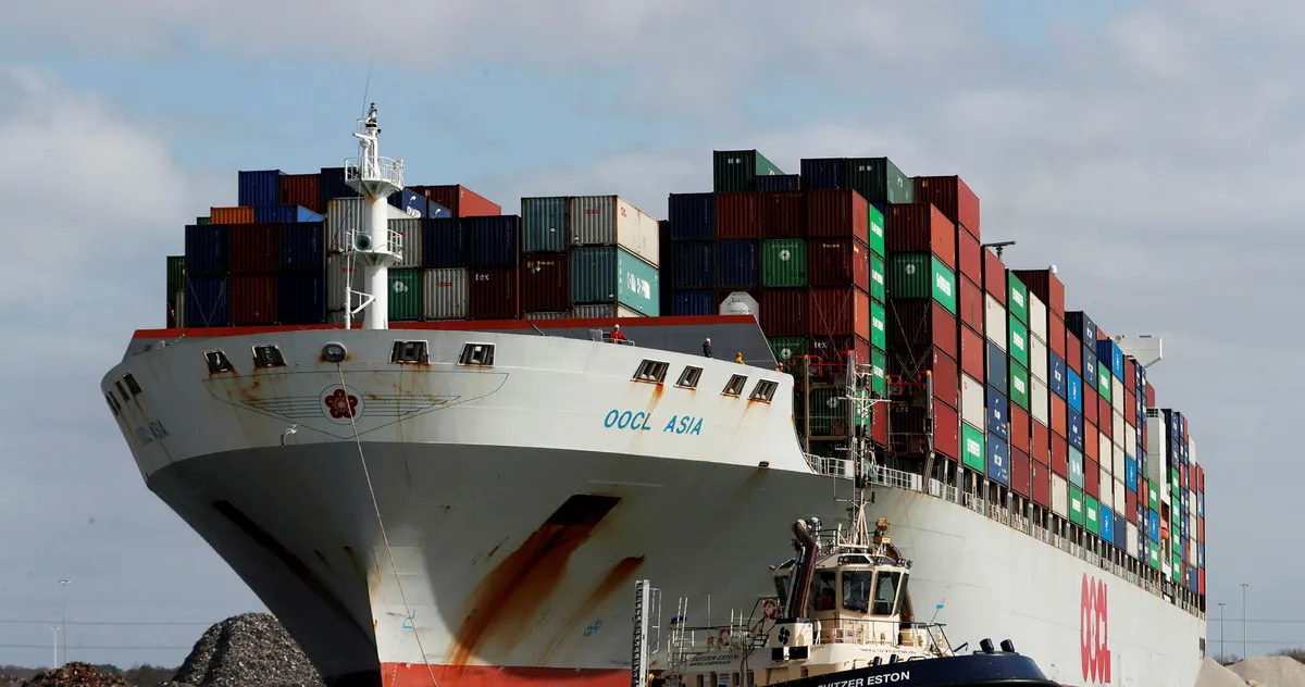 Wan hai. Direct ship. Irisl bandar abbas containers. Грузовой корабль. Грузовой корабль.