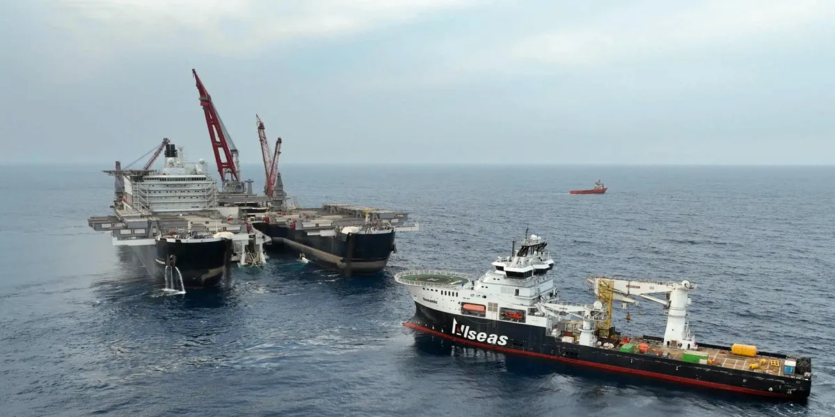 Allseas completes bulk of work on BP's challenging LNG project offshore Africa (+)
