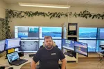 Eivind Kallbekken er hovedtillitsvalgt i Mowi Nord og driftsoperatør på Mowis sentralfôringsanlegg i Kvænangen i Nord-Troms.