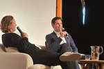 Konsernsjef Henning Beltestad fra Lerøy i samtale med Mathias Sagevik under Salmon City i Bergen 2023.