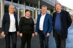 Fiskeriminister Bjørnar Skjæran (nr. 3 fra venstre), her sammen med Berit Flåmo fra Frøya Ap og Monica Mollan fra Hitra Ap, samt Amund Hellesø som er ordfører i Nærøysund kommune til høyre.