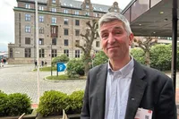 – Veldig få som investerer i den tradisjonelle måten å drive merdoppdrett på