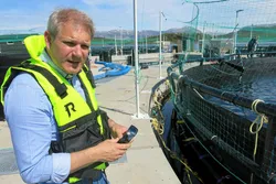 Anders Næss, daglig leder i Akvafuture, sier at de vil søke på de «trafikklysnøytrale» konsesjonene om ordningen skulle bli en realitet.