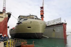 «Gåsø Høvding» er til no den største brønnbåten i verda med eit totalt brønnvolum på 7500 kubikk. Båten vart nyleg sjøsett ved Sefine Shipyard i Tyrkia og skal klargjerast for bruk for kundar i Midt-Noreg.