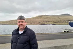 Bengt Rune Strifeldt er stortingsrepresentant for Frp. Her avbildet på Færøyene, som han besøkte på en tur i regi av Sjømat Norge i februar 2023.