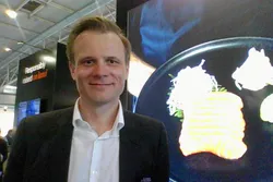 Salmon Evolution-topp Trond Schaug-Pettersen, her fotografert på Barcelona-messen nylig.