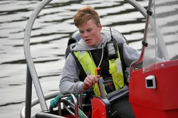 Øvelse i navigering. Lærling og steigværing Sander Nilsen (16) fra Knut Hamsun videregående skole i Nord-Salten. Alle foto: Bent-Are Jensen